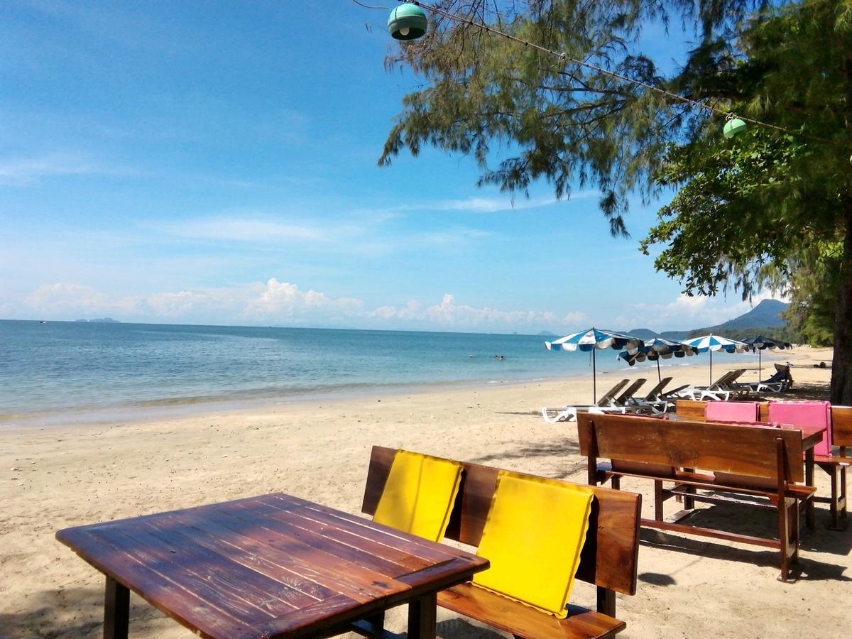 Kohjum Freedom Resort Koh Jum Ngoại thất bức ảnh