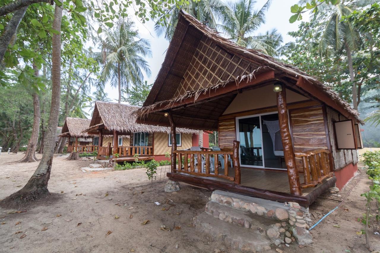 Kohjum Freedom Resort Koh Jum Ngoại thất bức ảnh