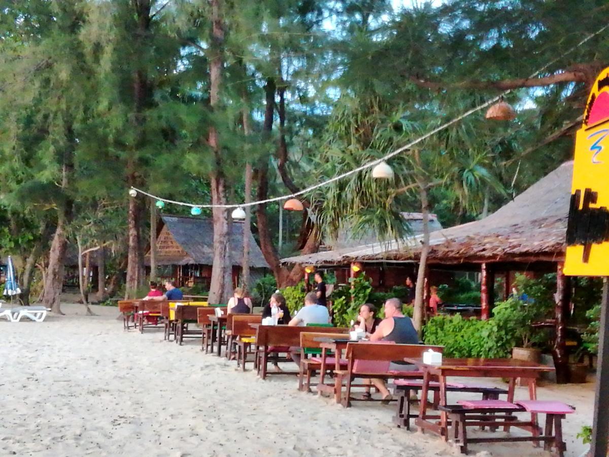 Kohjum Freedom Resort Koh Jum Ngoại thất bức ảnh